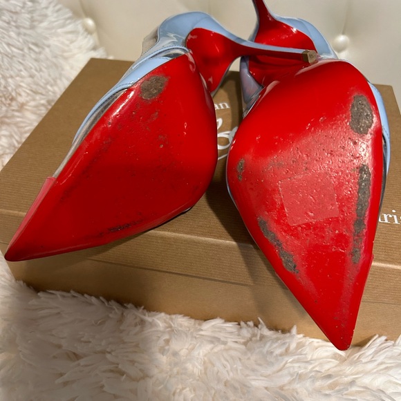 Christian Louboutin - Picture 4 of 5